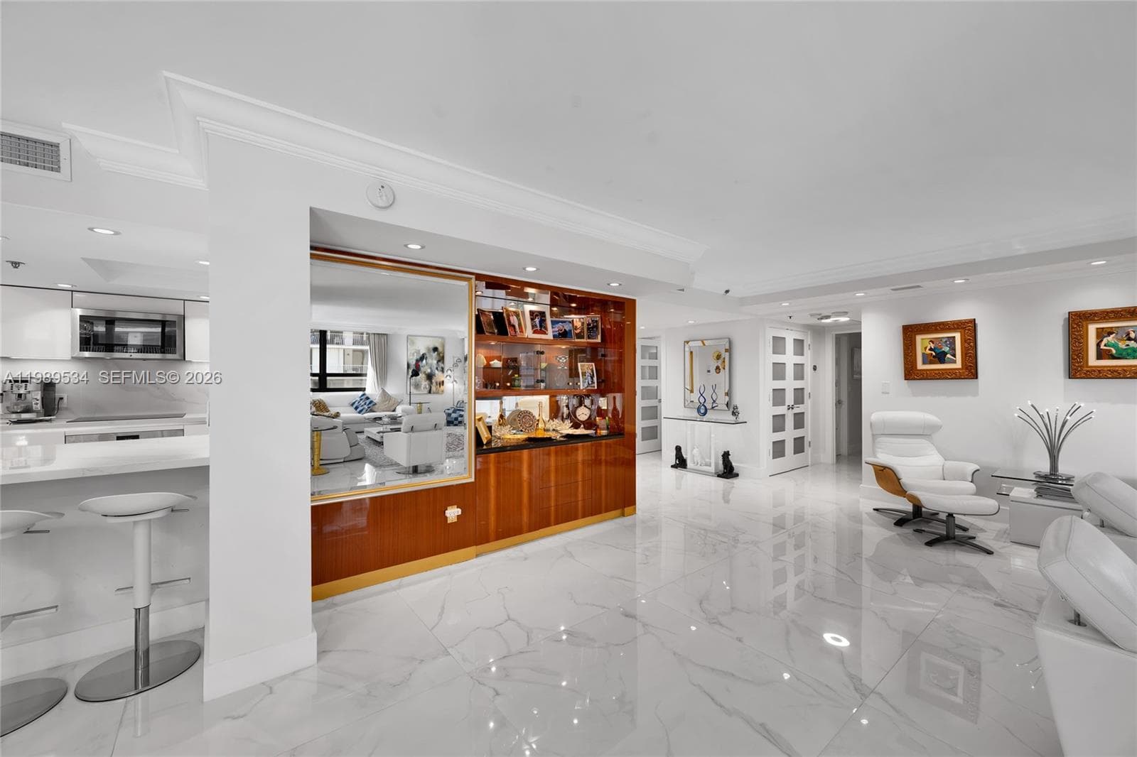 10175 Collins Ave 806 photo 5