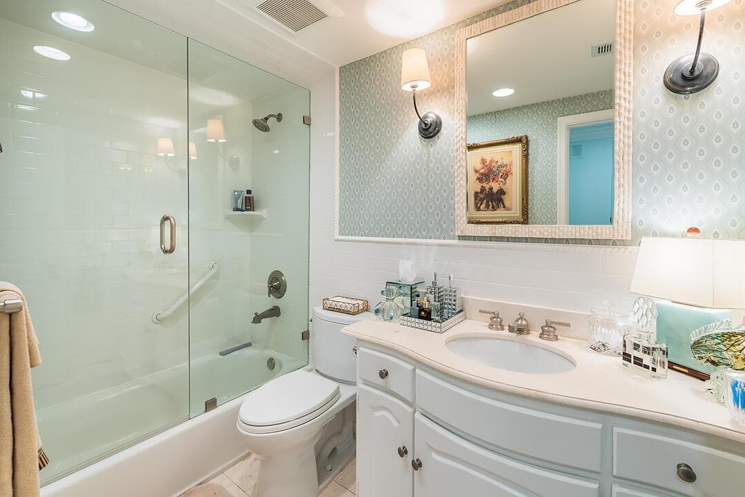 250 Bradley Place 202 photo 9