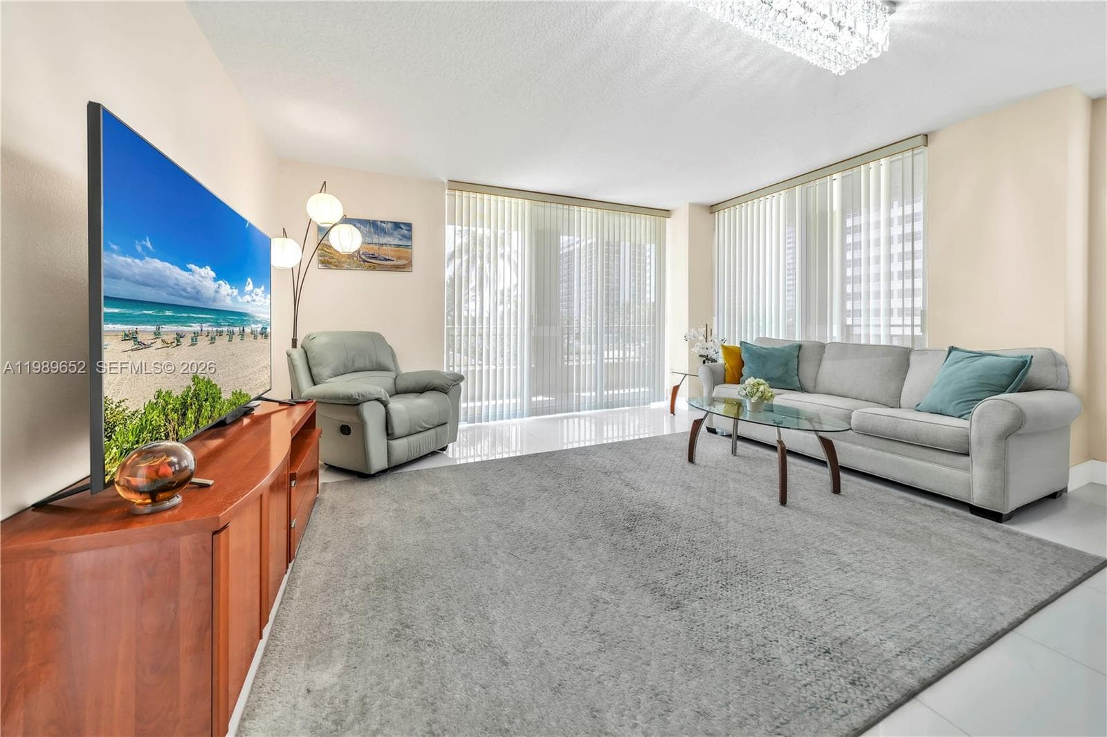 2080 S Ocean Dr 202 photo 1