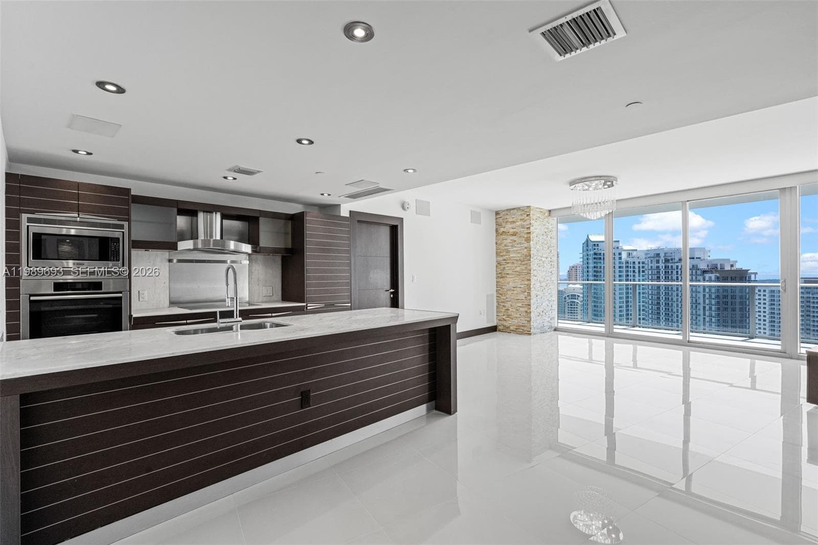 200 Biscayne Boulevard Way 3707 photo 6