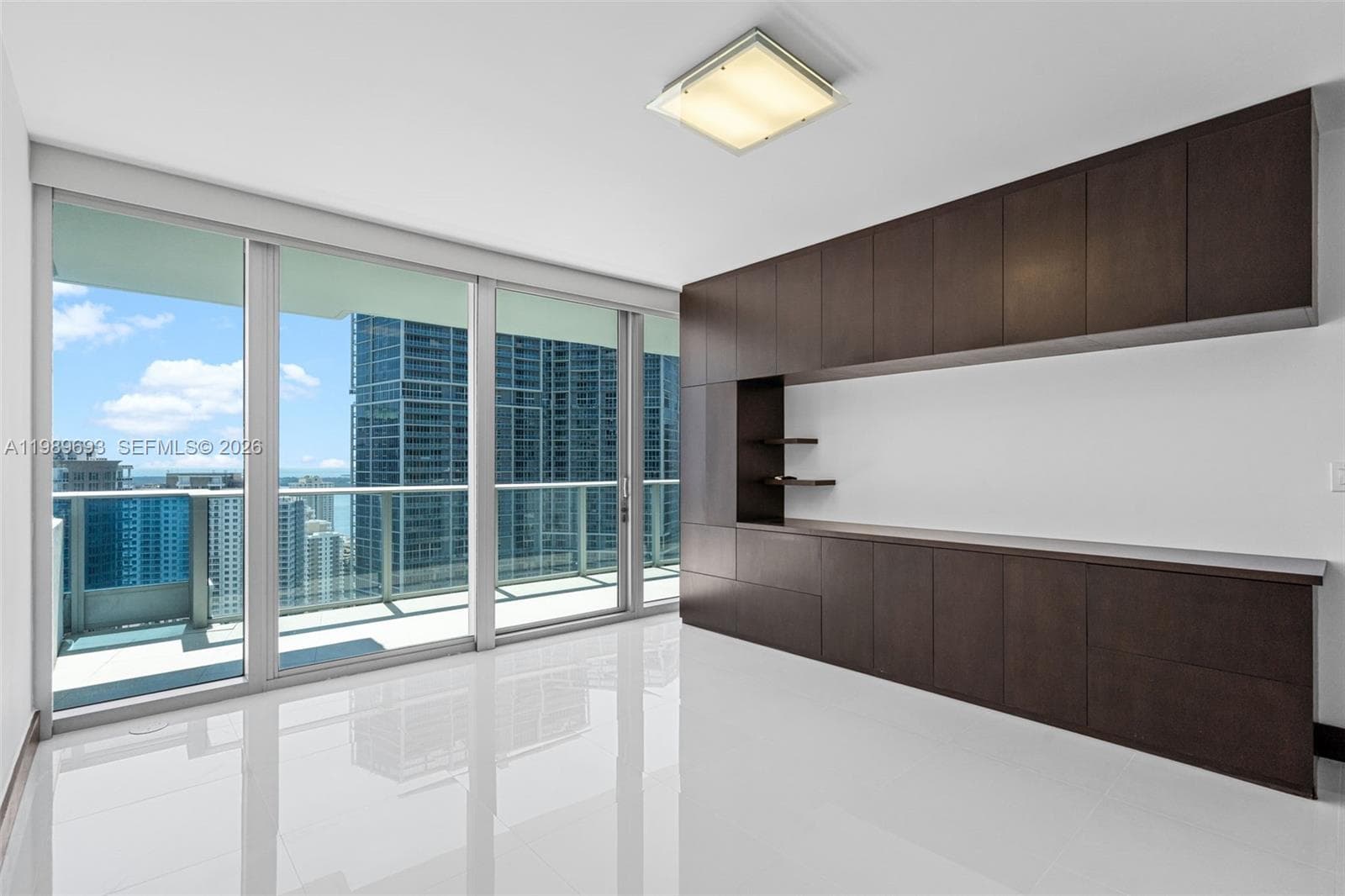 200 Biscayne Boulevard Way 3707 photo 17