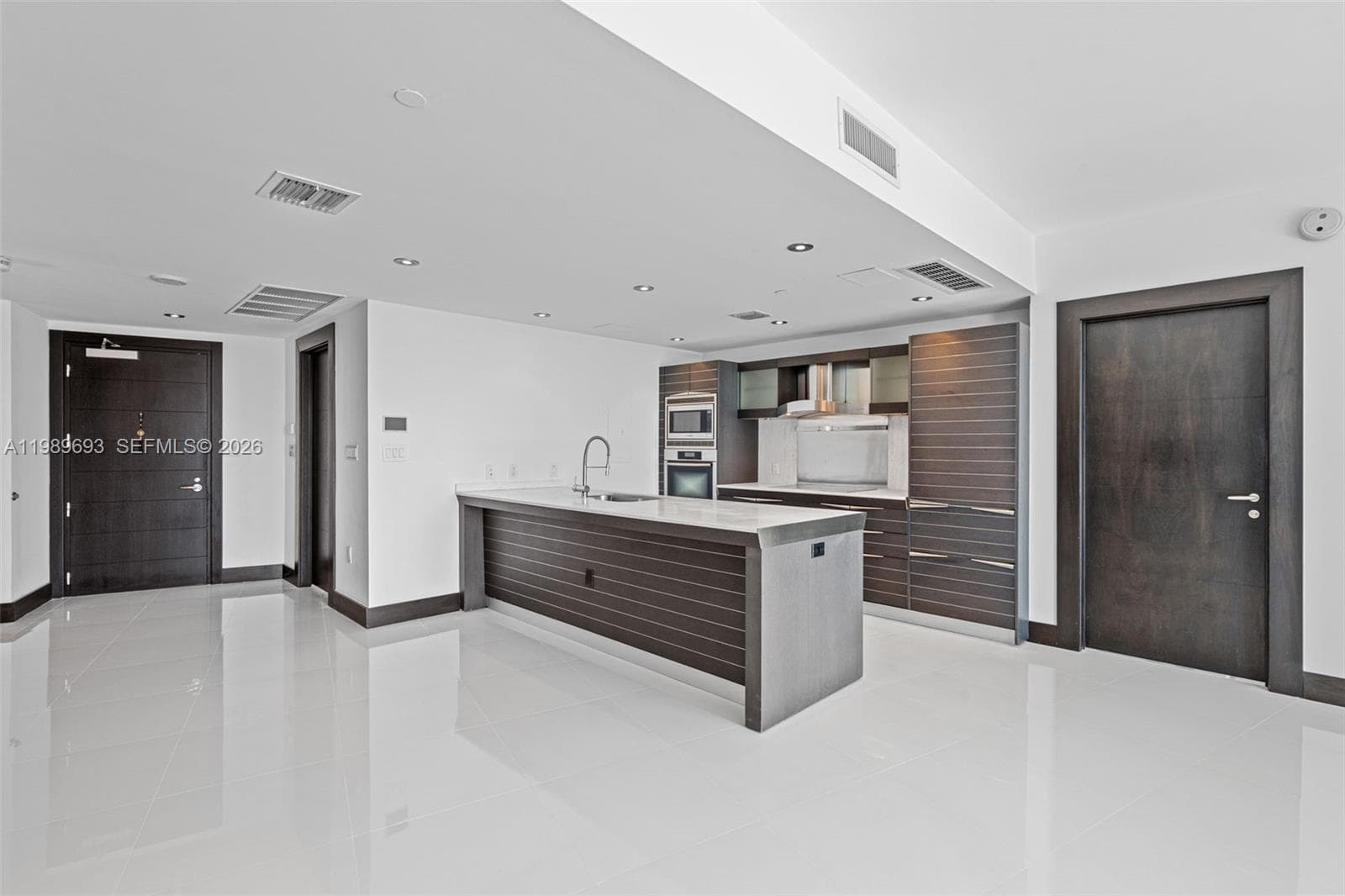 200 Biscayne Boulevard Way 3707 photo 12