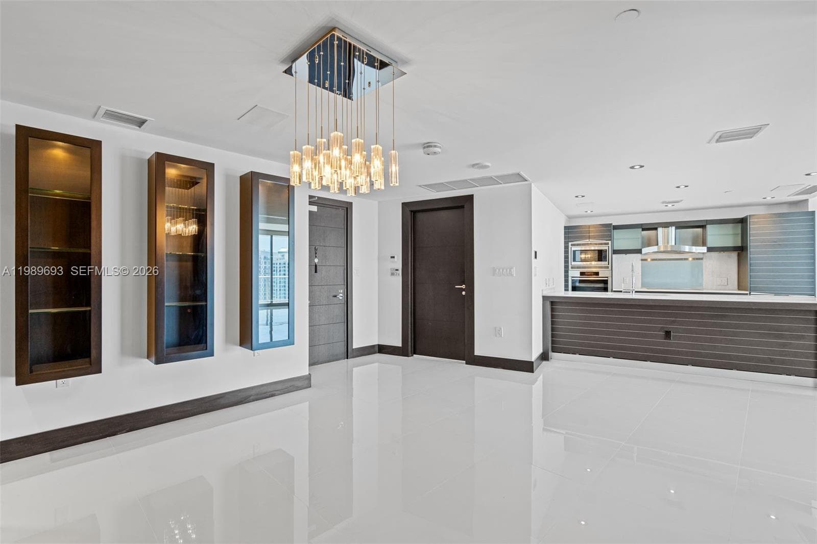 200 Biscayne Boulevard Way 3707 photo 5
