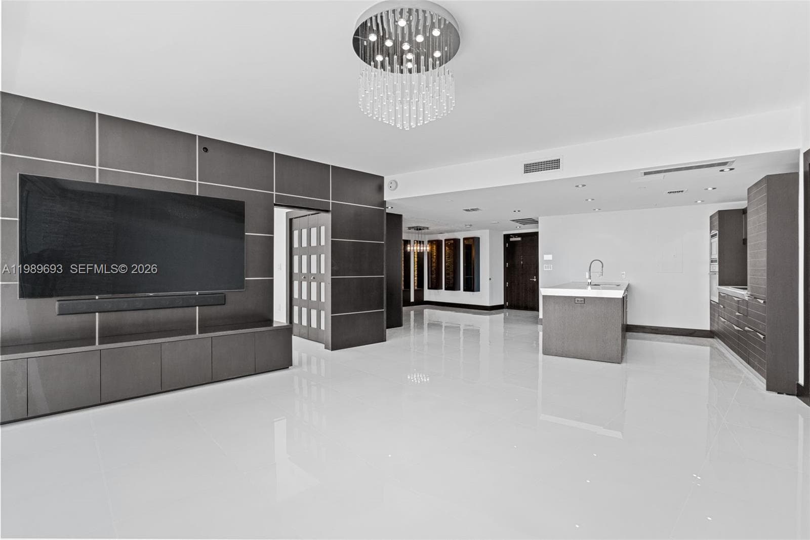 200 Biscayne Boulevard Way 3707 photo 9