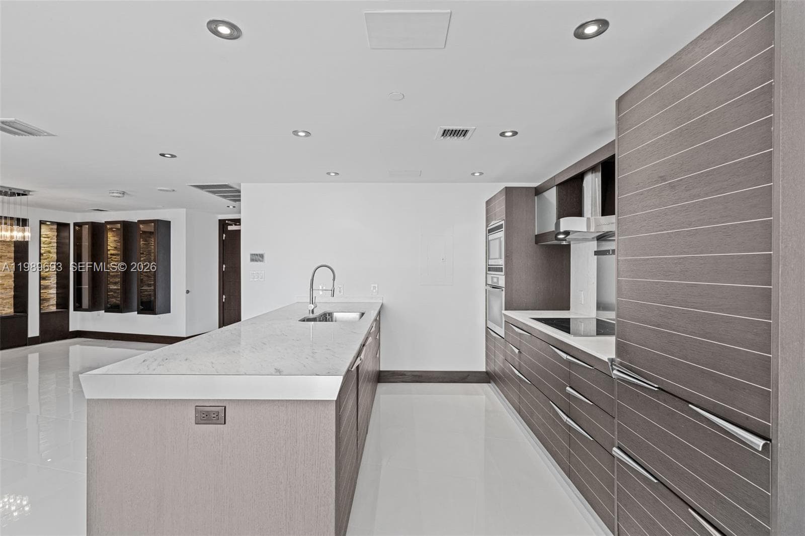 200 Biscayne Boulevard Way 3707 photo 14