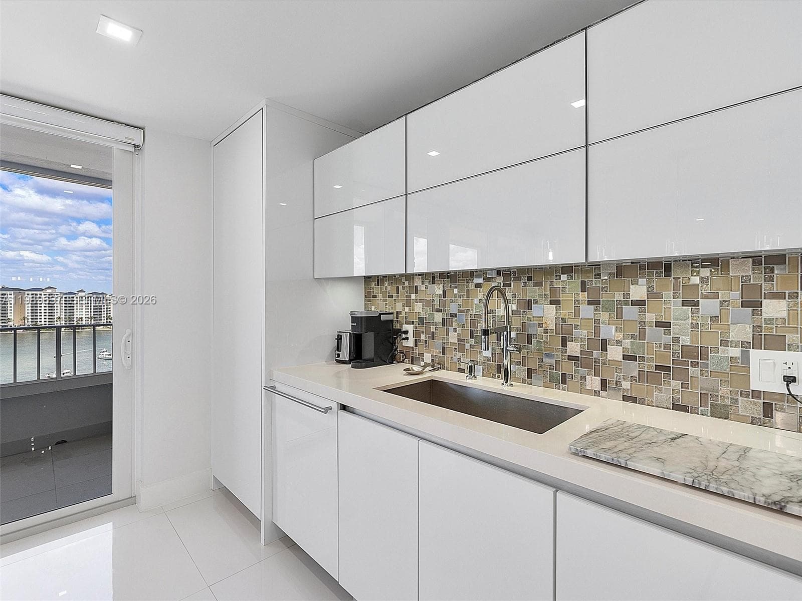 550 Ocean Blvd 1509 photo 13