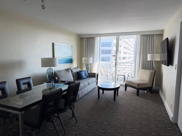 2670 E Sunrise Boulevard 703 photo 21