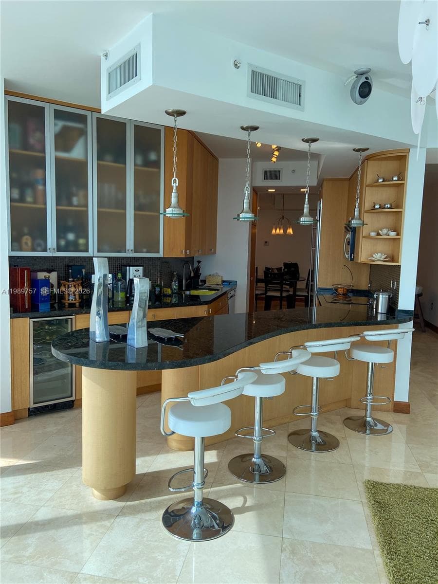 6301 Collins Ave TS3 photo 11