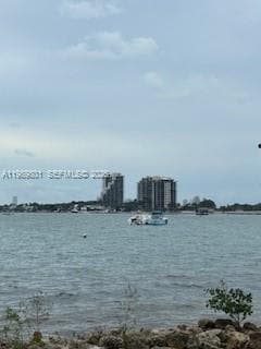 1750 N Bayshore Dr 1714 photo 14