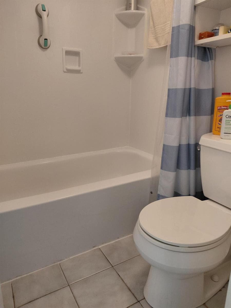 3113 S Ocean Drive 504 photo 16