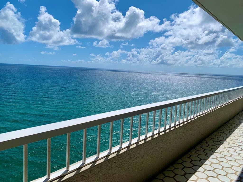 5540 N Ocean Drive Ph-a photo 1