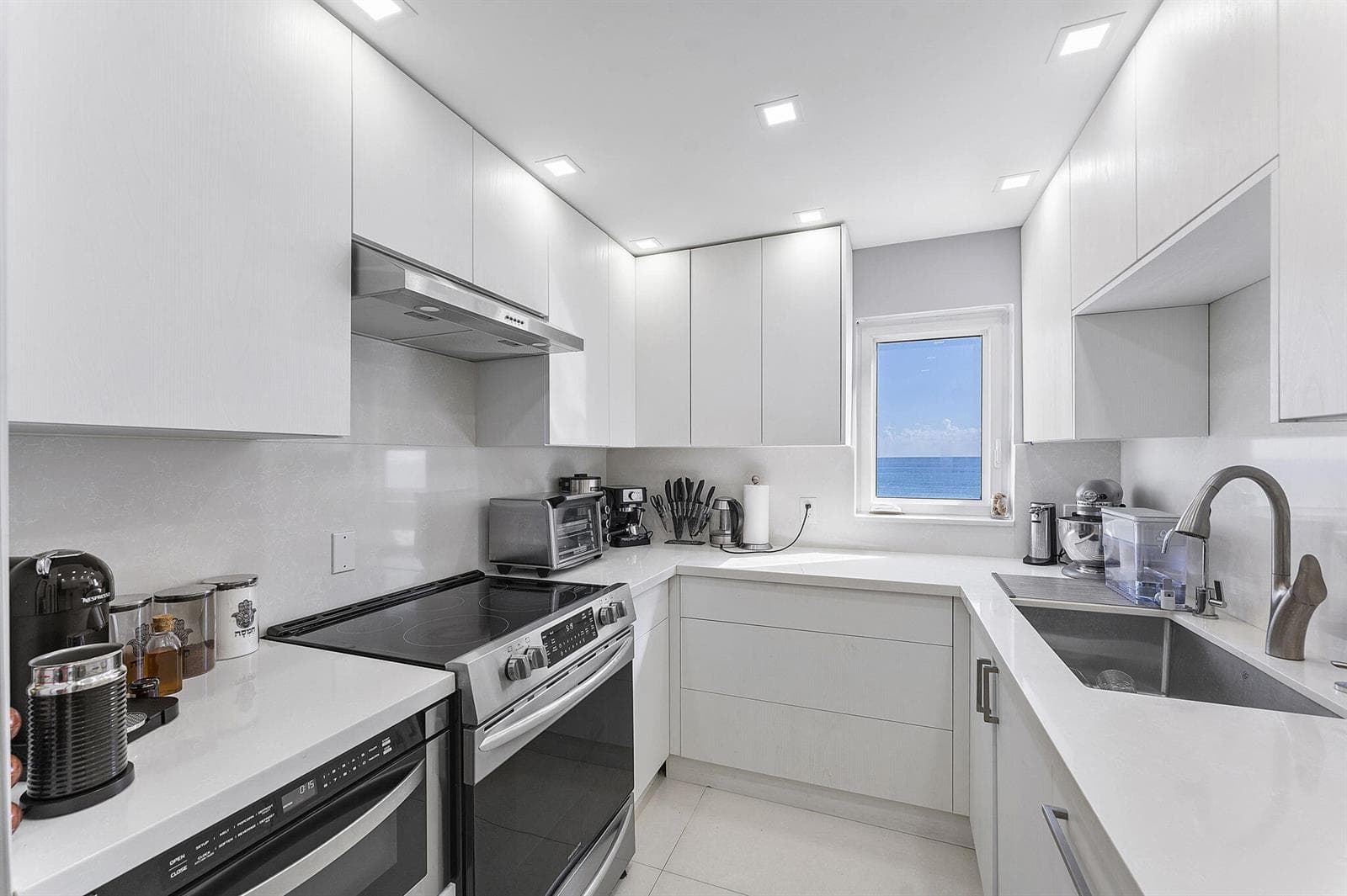 4505 S Ocean Boulevard 307 photo 5