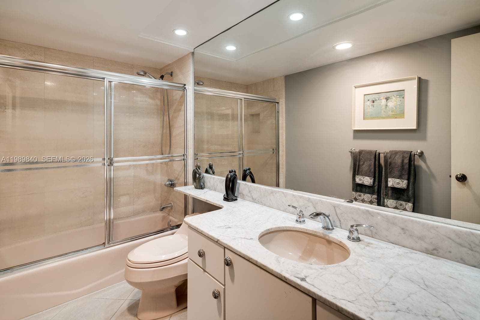 1121 Crandon Blvd F206 photo 25