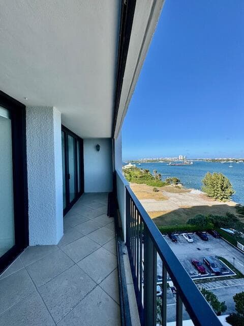 5600 N Flagler Drive 1009 photo 16