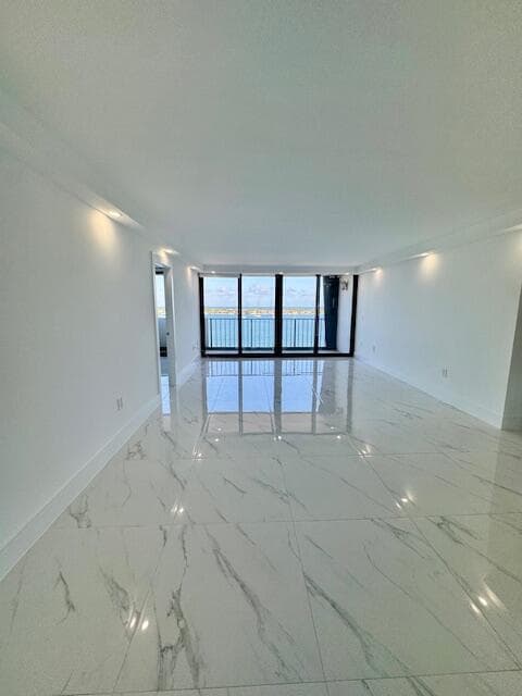 5600 N Flagler Drive 1009 photo 7