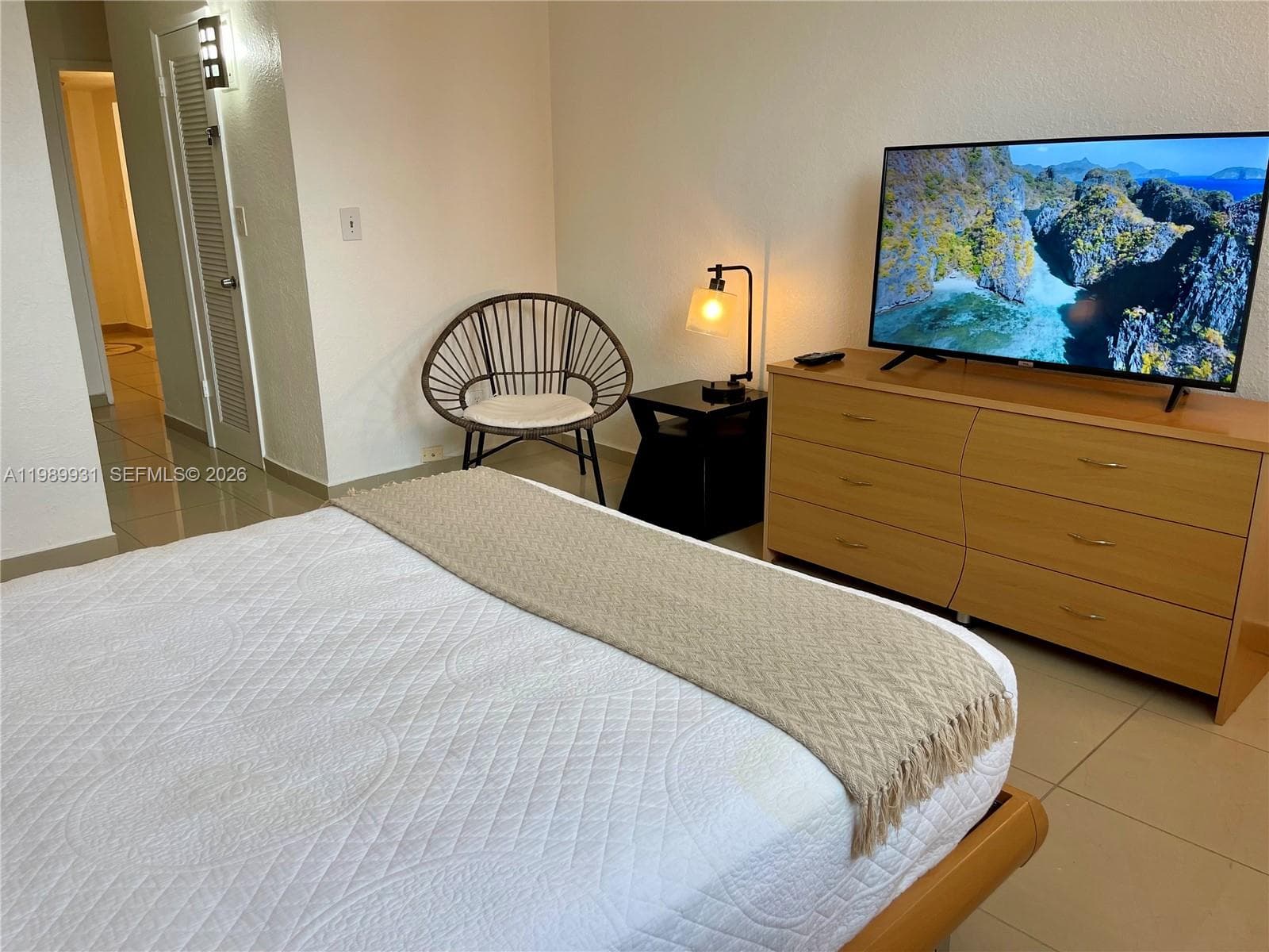 19390 Collins Ave 1405 photo 23