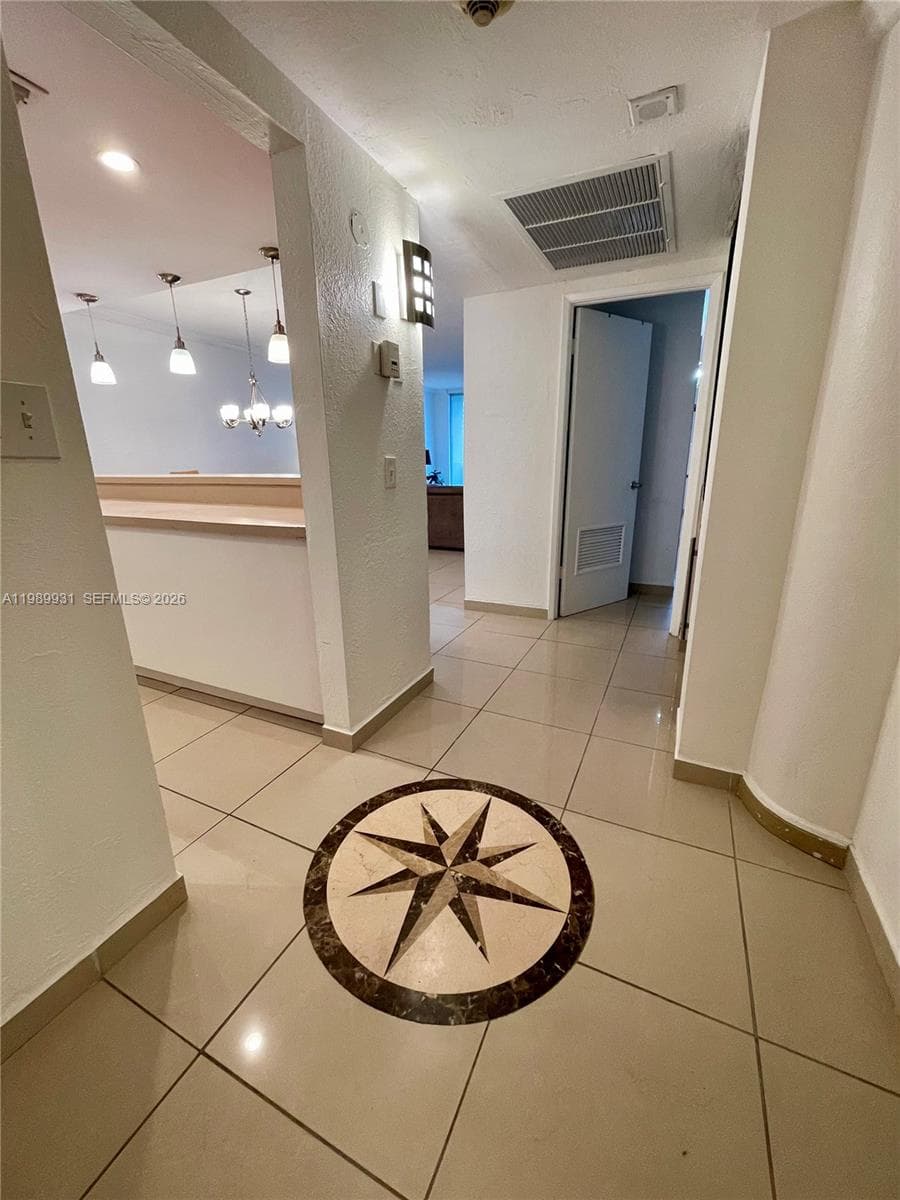 19390 Collins Ave 1405 photo 16