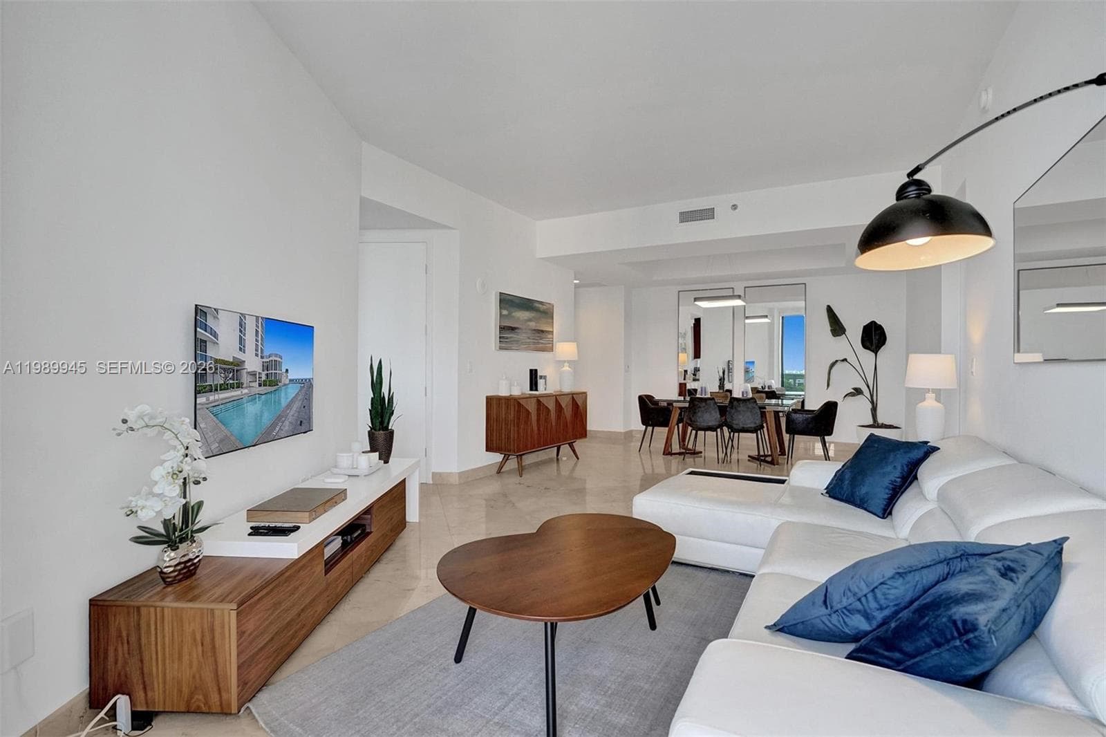 16001 Collins Ave 805 photo 5