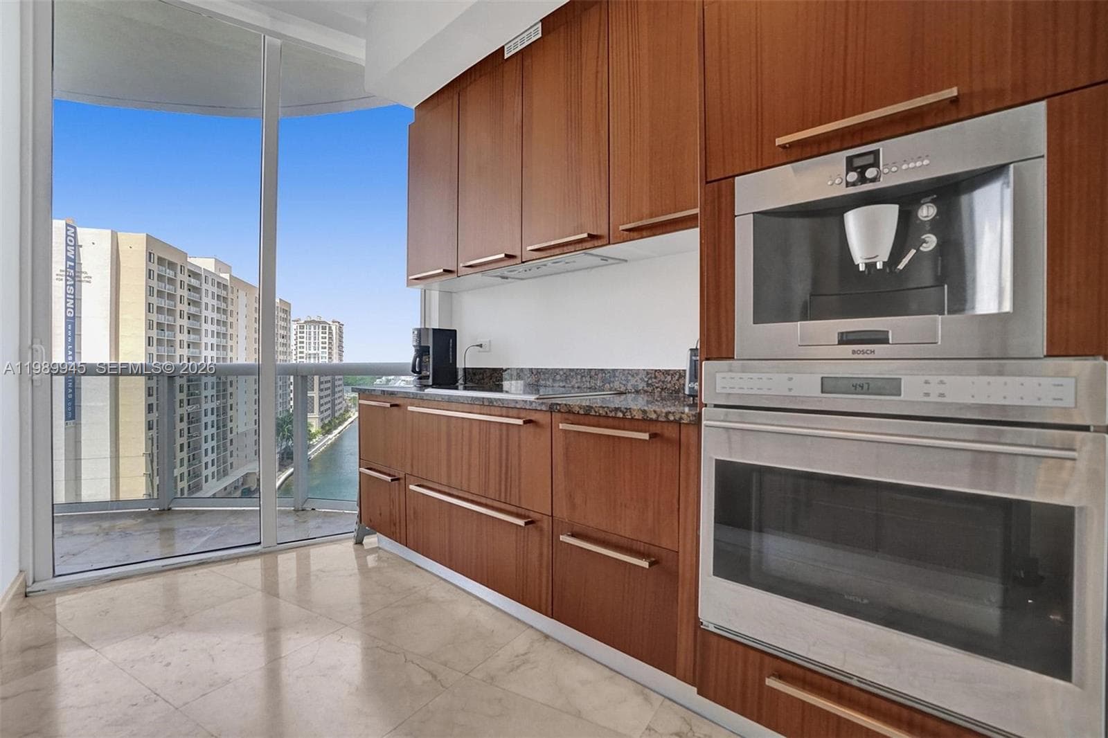 16001 Collins Ave 805 photo 18