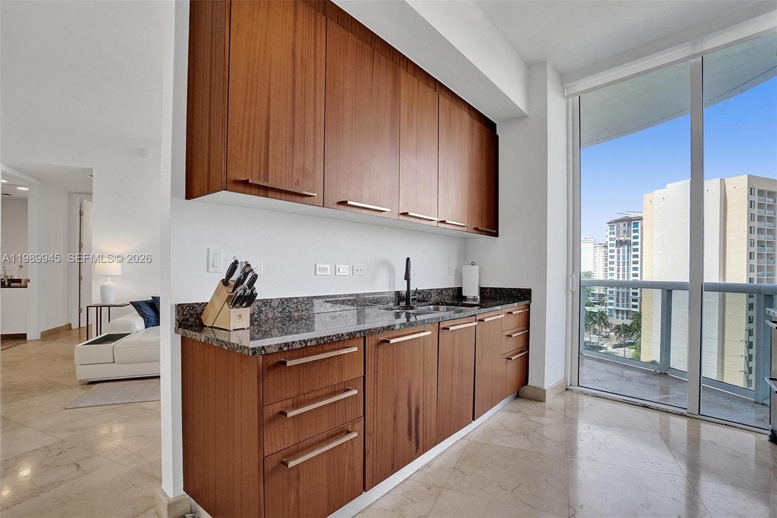 16001 Collins Ave 805 photo 19