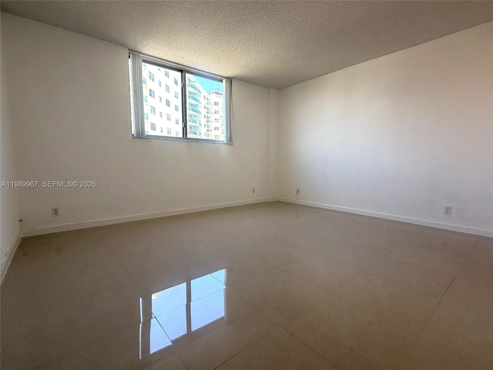 4001 Ocean Dr 8H photo 19