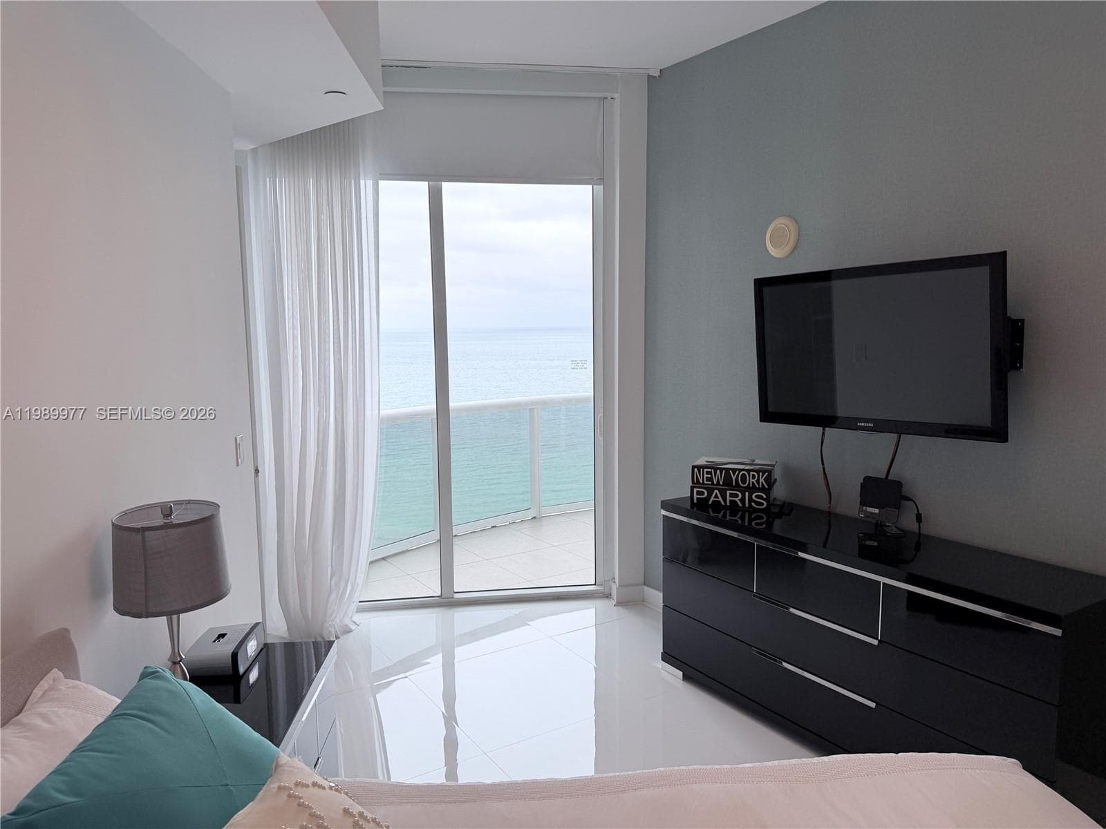 15811 Collins Ave 1803 photo 11