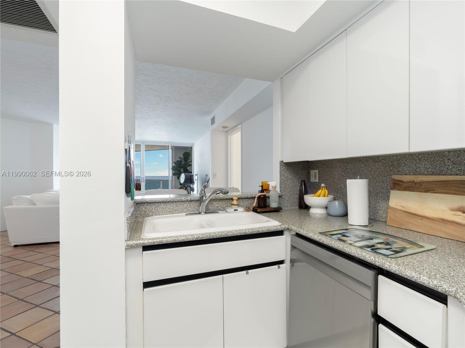 6767 Collins Ave 1704 photo 12