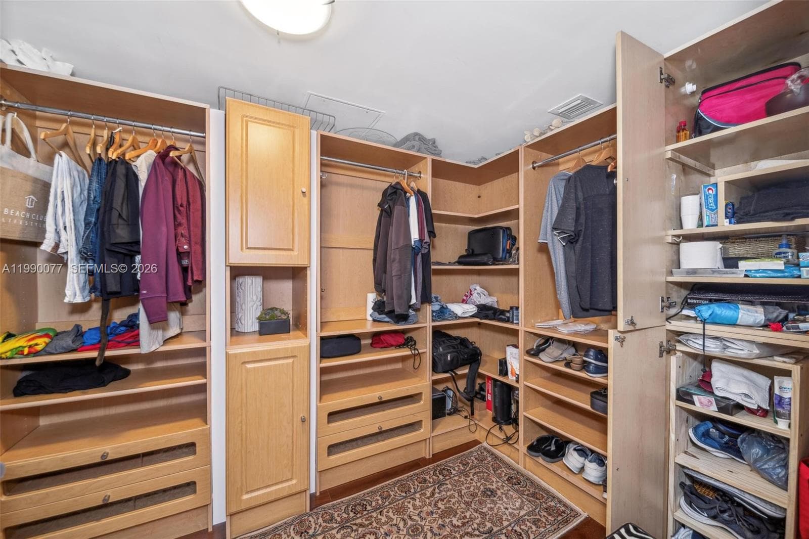 1830 Ocean Dr 3111 photo 23