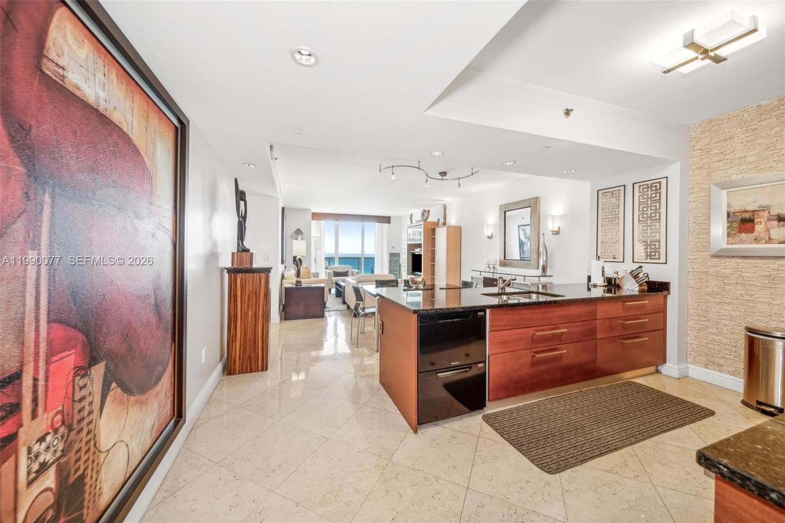 1830 S Ocean Dr 3111 photo 2