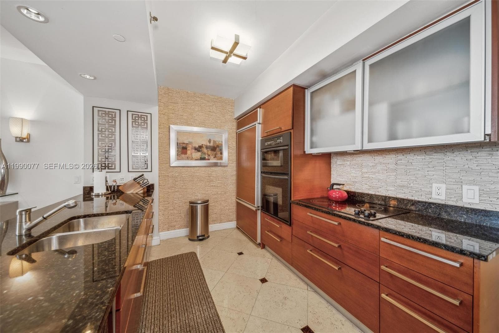 1830 S Ocean Dr 3111 photo 3