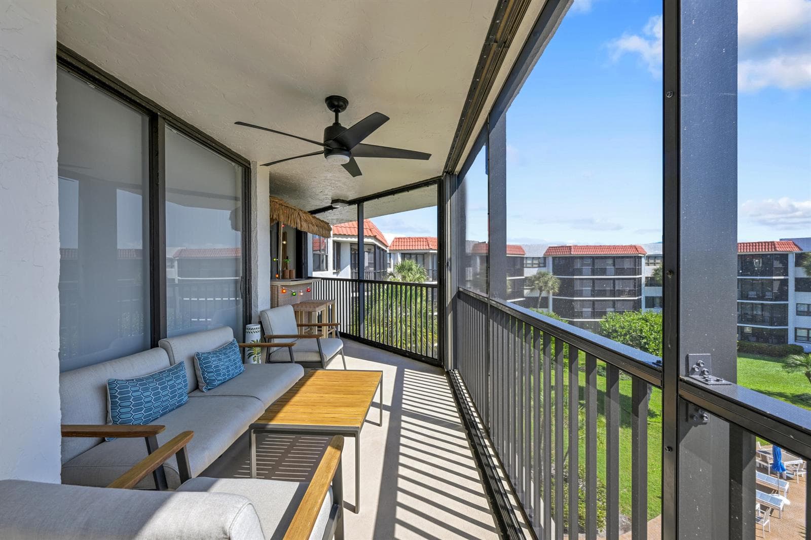 800 Jeffery Street 411 photo 17