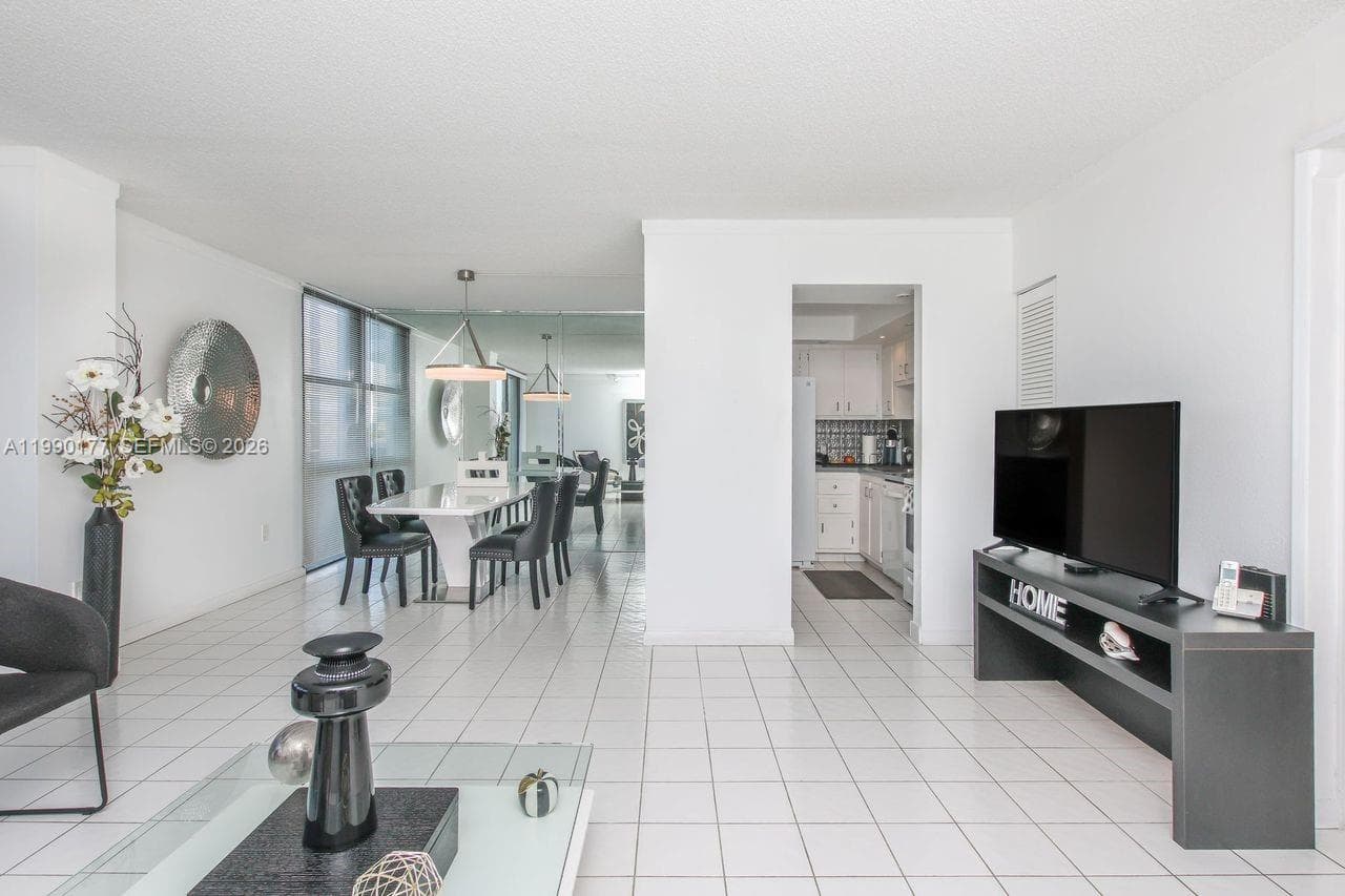 3675 N Country Club Dr 401 photo 10