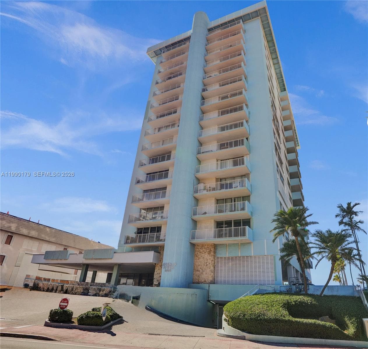 5838 Collins Ave 7G photo 2