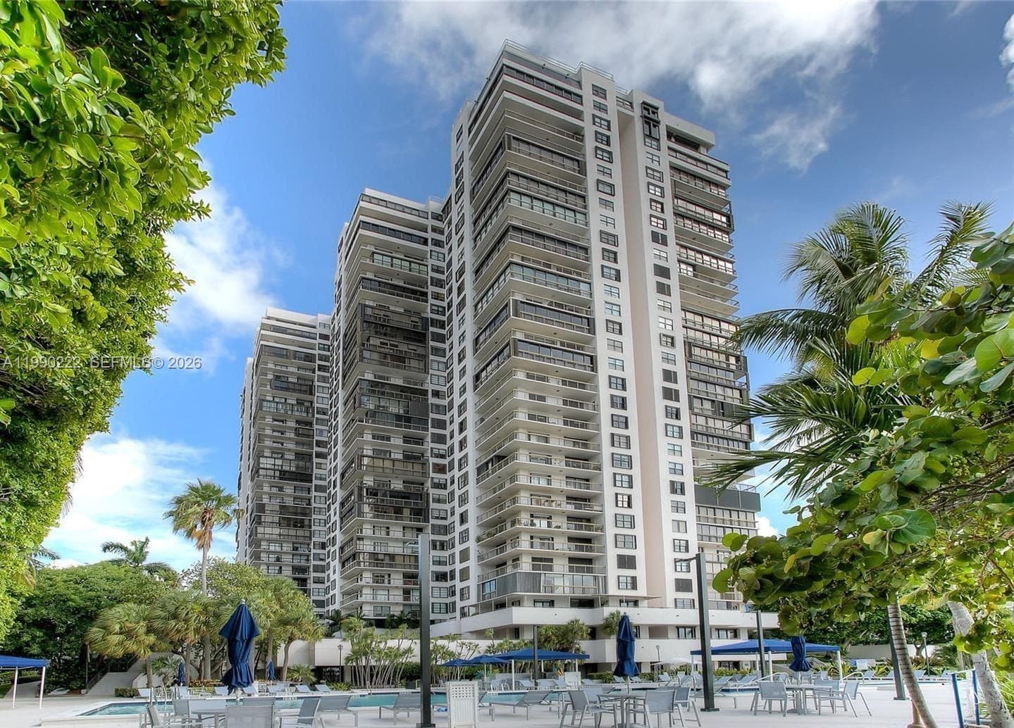 2333 Brickell Ave 2607 photo 1