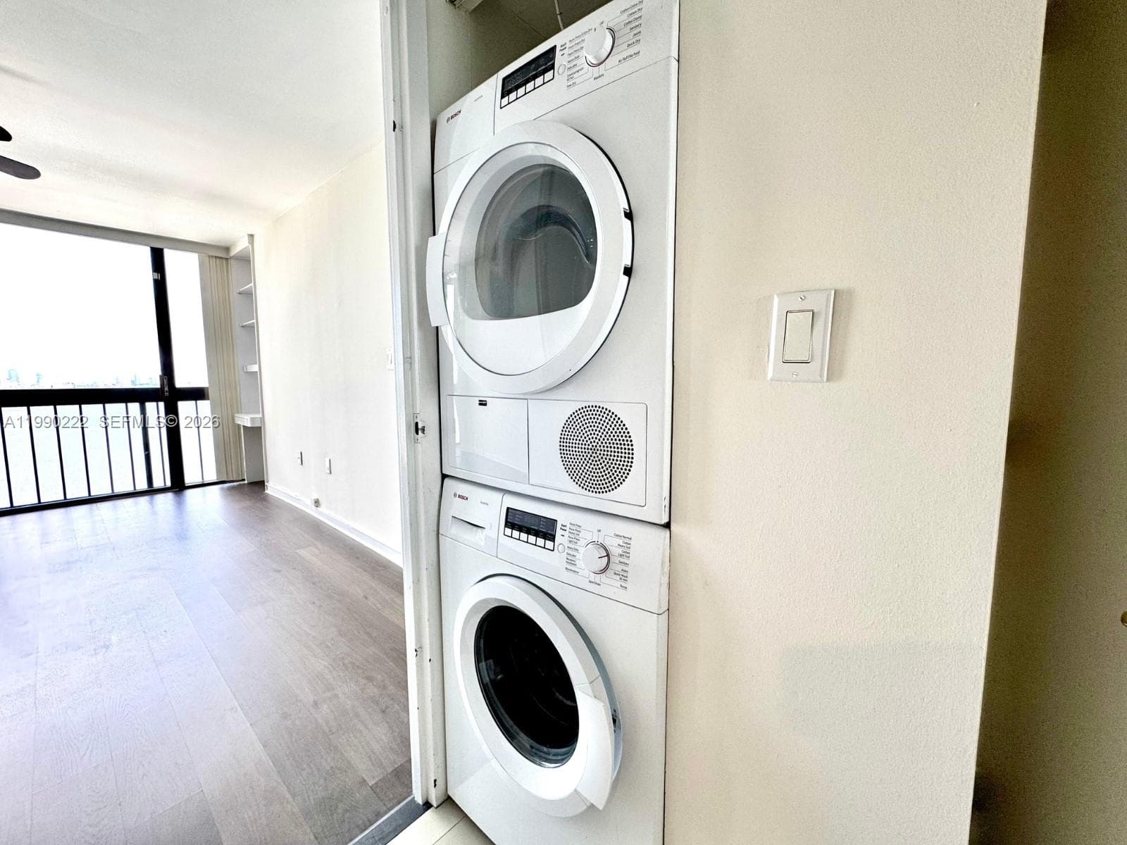 2333 Brickell Ave 2607 photo 18