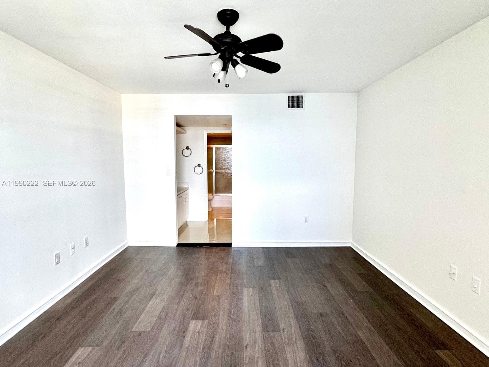 2333 Brickell Ave 2607 photo 19