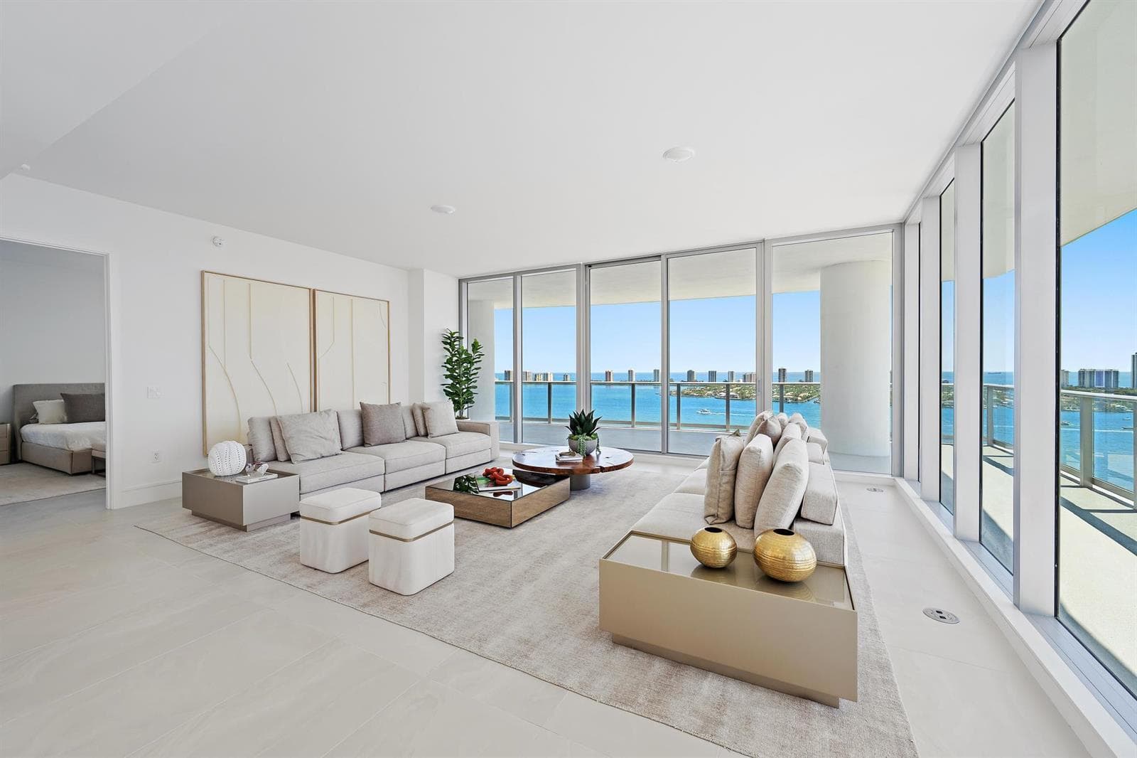 220 Lake Shore Drive 2212 photo 2