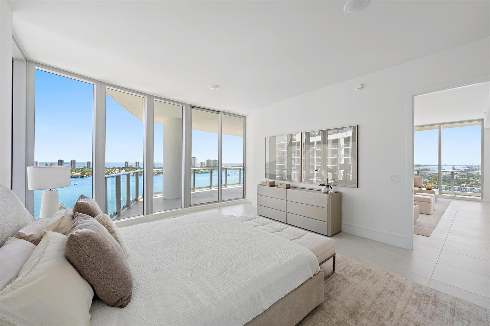 220 Lake Shore Drive 2212 photo 14