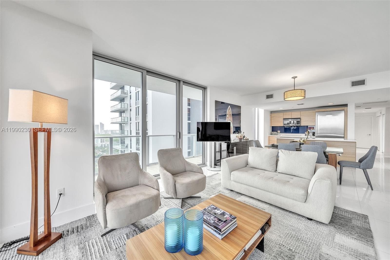 16385 Biscayne Blvd 2707 photo 10