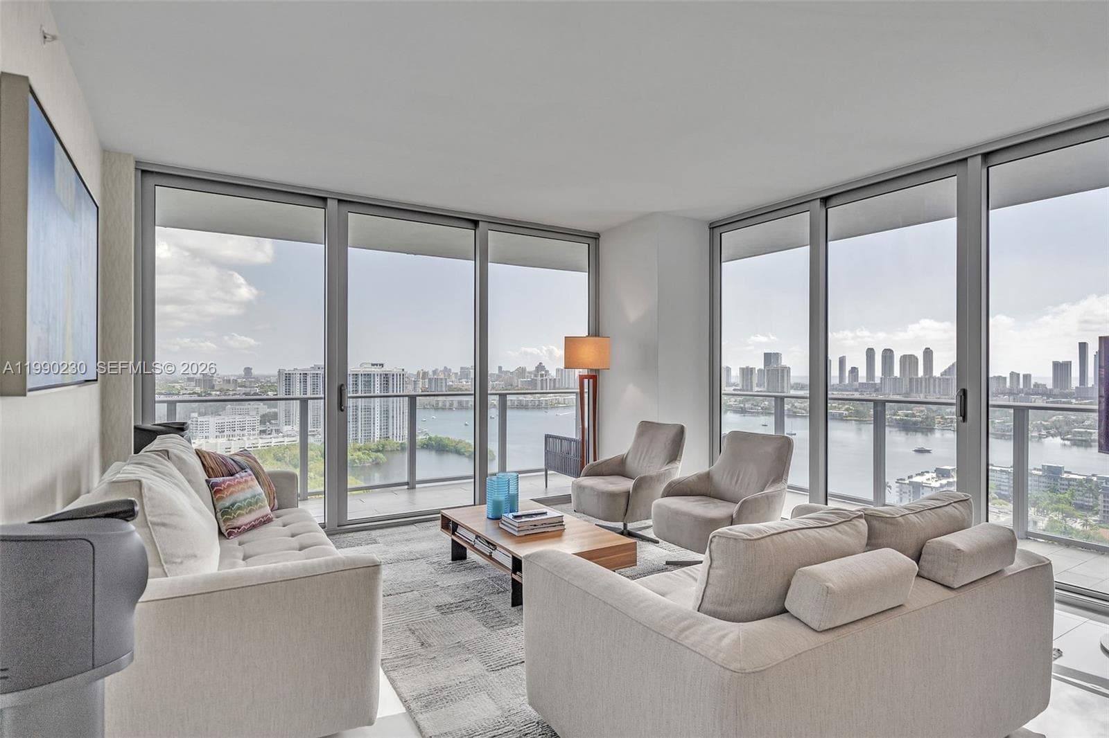 16385 Biscayne Blvd 2707 photo 8