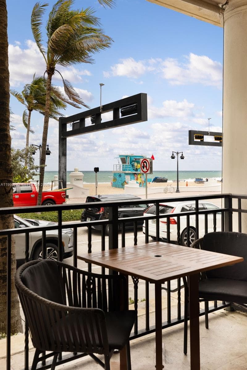 601 Ft Lauderdale Beach Blvd 903 photo 20