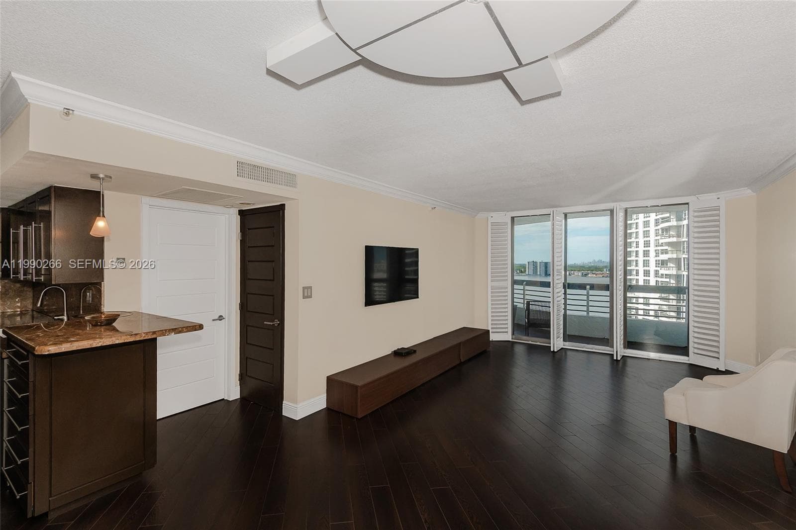 19195 36th Ct 2304 photo 13