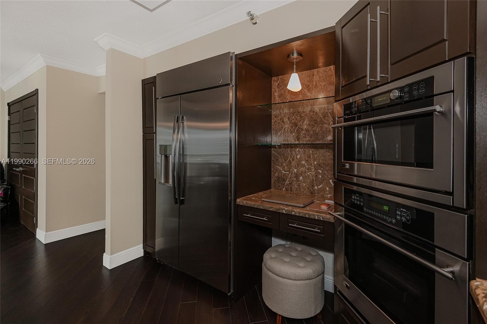 19195 36th Ct 2304 photo 16