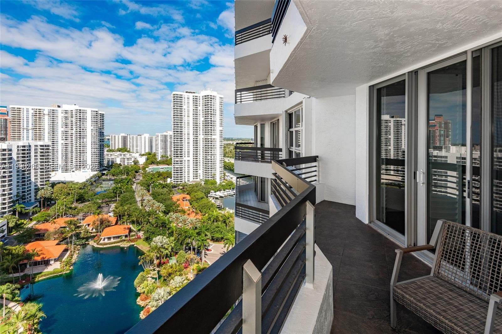 19195 36th Ct 2304 photo 22