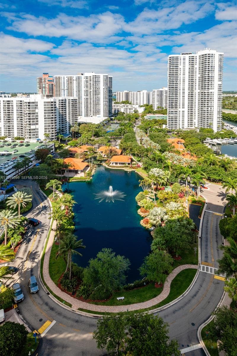 19195 36th Ct 2304 photo 20