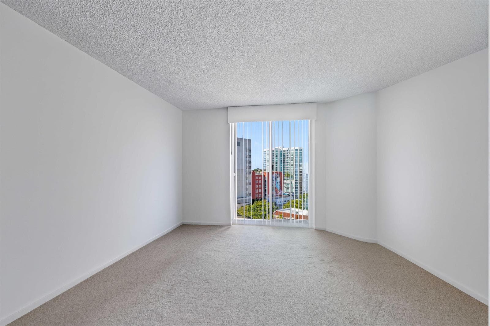 525 S Flagler Drive 16a photo 20