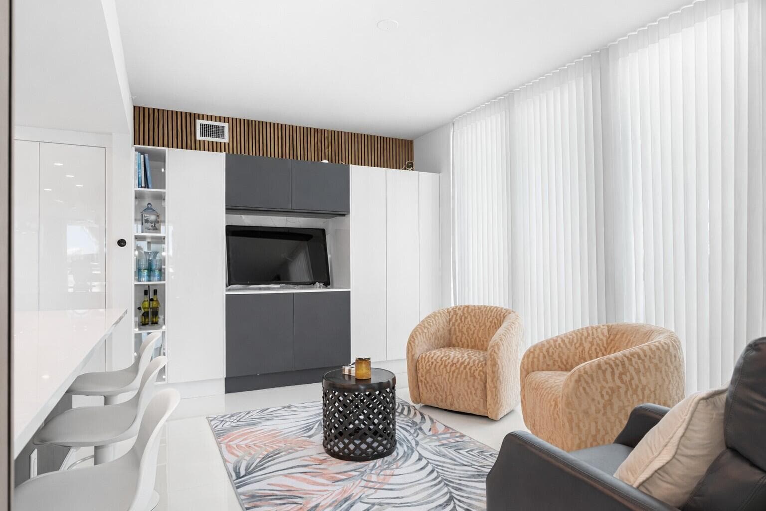 3535 S Ocean Drive 402 photo 9