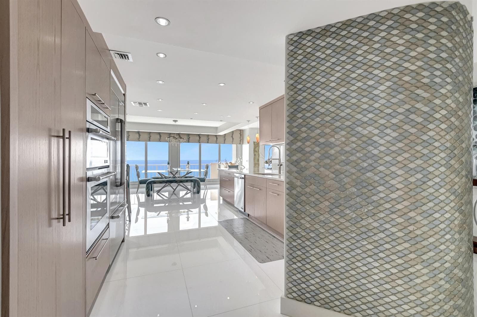 4301 N Ocean Boulevard 1708 photo 9