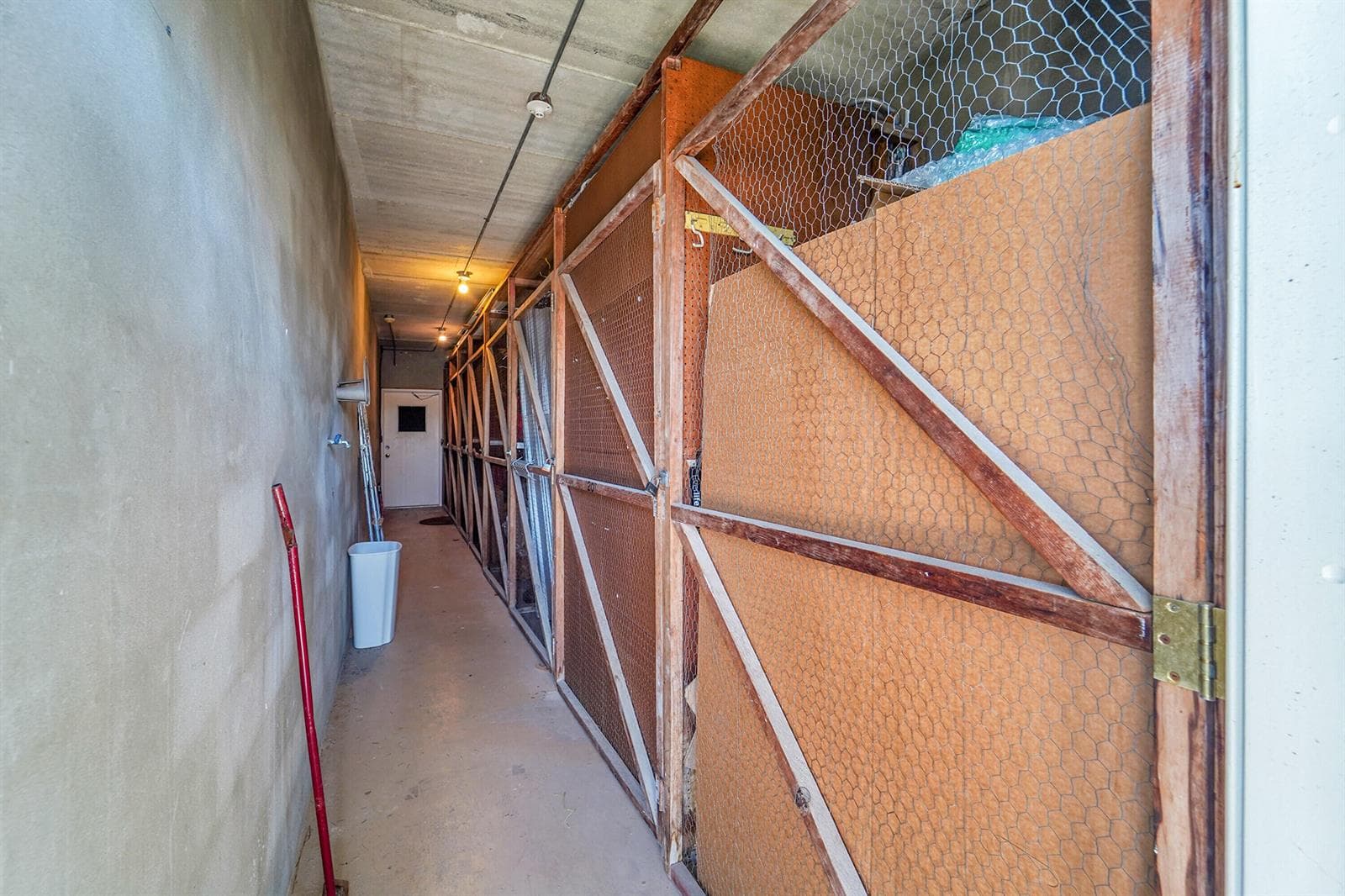 1201 S Riverside Drive 201 photo 19