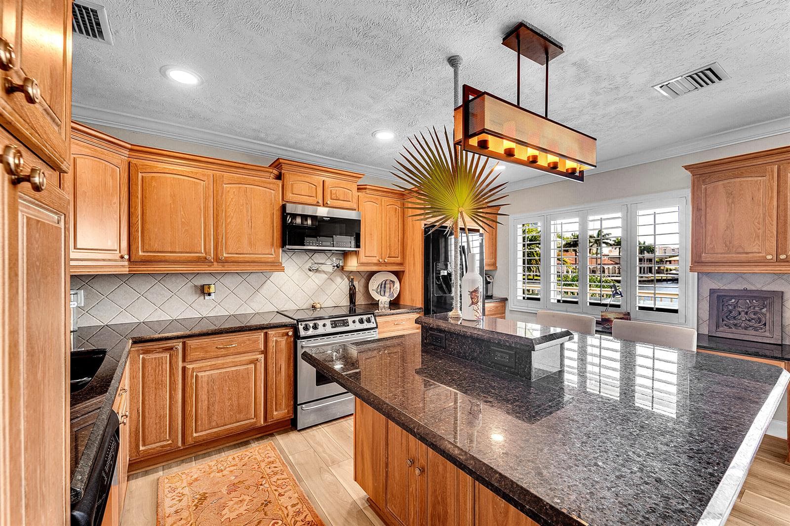 1201 S Riverside Drive 201 photo 8